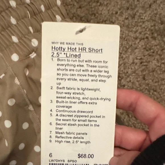 lululemon athletica Tan Polka Dot Hottie Hot Shorts size 6 - Picture 5 of 5